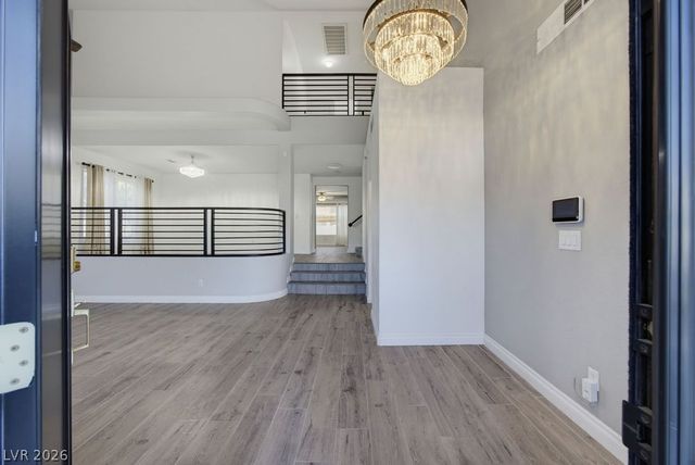 7424 Alcove Glen Court, Las Vegas, NV 89129