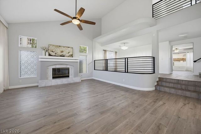 7424 Alcove Glen Court, Las Vegas, NV 89129