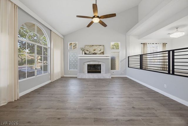7424 Alcove Glen Court, Las Vegas, NV 89129