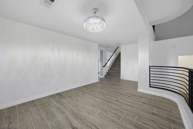 7424 Alcove Glen Court, Las Vegas, NV 89129