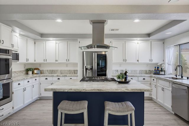 7424 Alcove Glen Court, Las Vegas, NV 89129