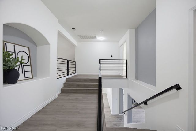 7424 Alcove Glen Court, Las Vegas, NV 89129