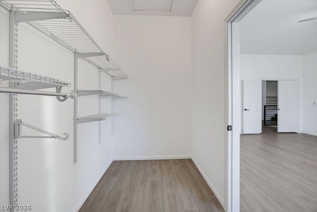 7424 Alcove Glen Court, Las Vegas, NV 89129