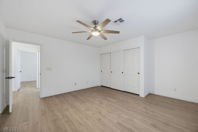 7424 Alcove Glen Court, Las Vegas, NV 89129