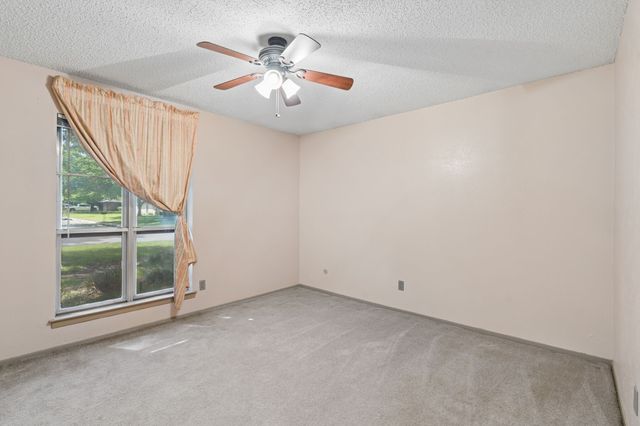 7016 Briardale Drive, North Richland Hills, TX 76182