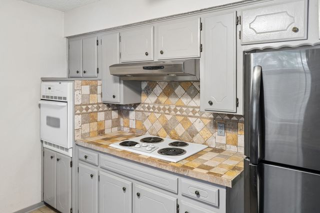 7016 Briardale Drive, North Richland Hills, TX 76182