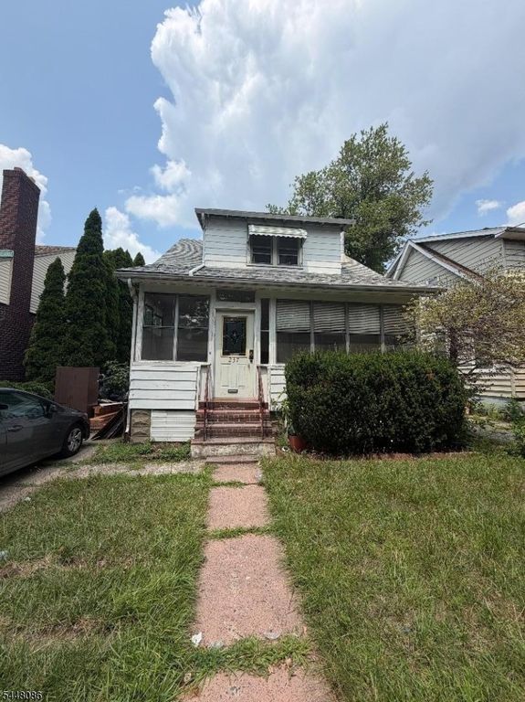 237 Maryland Ave, Paterson City, NJ 07503