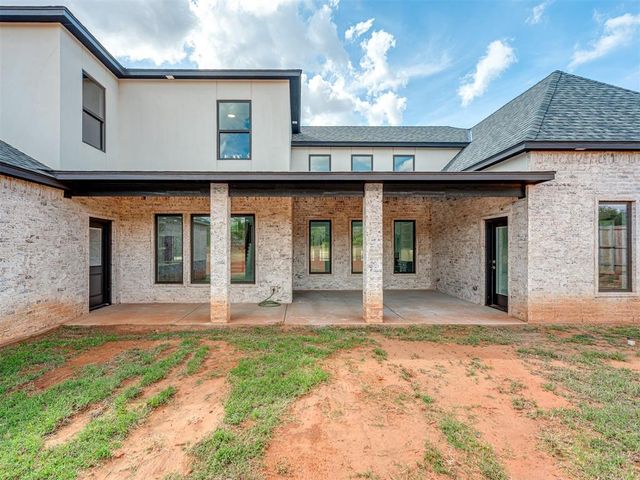 8302 Autumn Blaze Drive, Blanchard, OK 73010