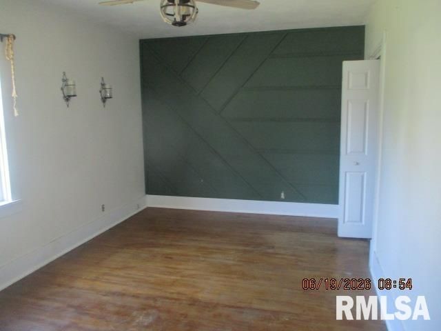 507 S 7TH Street, Pekin, IL 61554