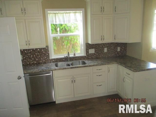 507 S 7TH Street, Pekin, IL 61554