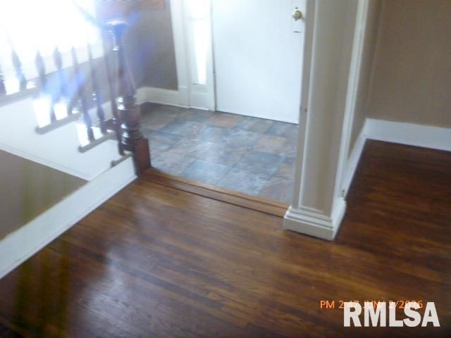 507 S 7TH Street, Pekin, IL 61554