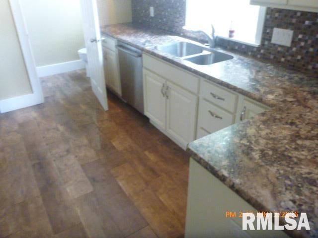 507 S 7TH Street, Pekin, IL 61554