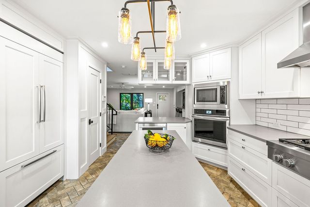 2718 Cardinal Drive, Vero Beach, FL 32963