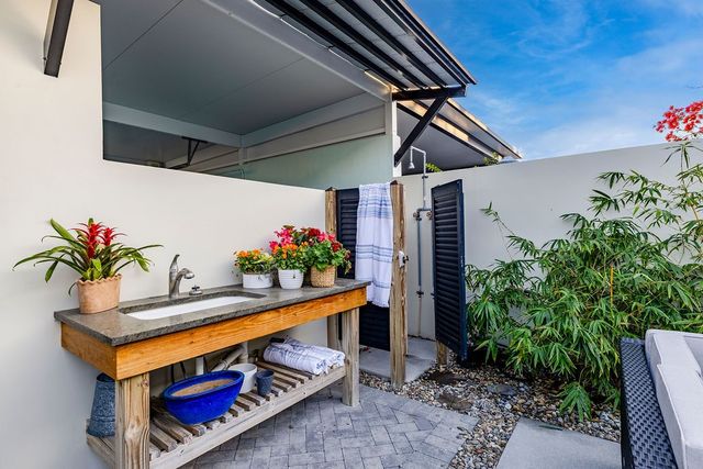 2718 Cardinal Drive, Vero Beach, FL 32963