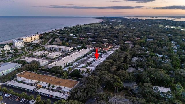 2718 Cardinal Drive, Vero Beach, FL 32963