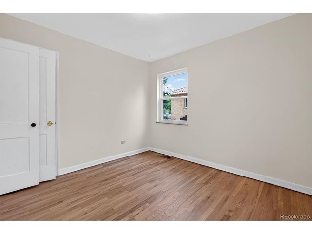 2621 Leyden St, Denver, CO 80207