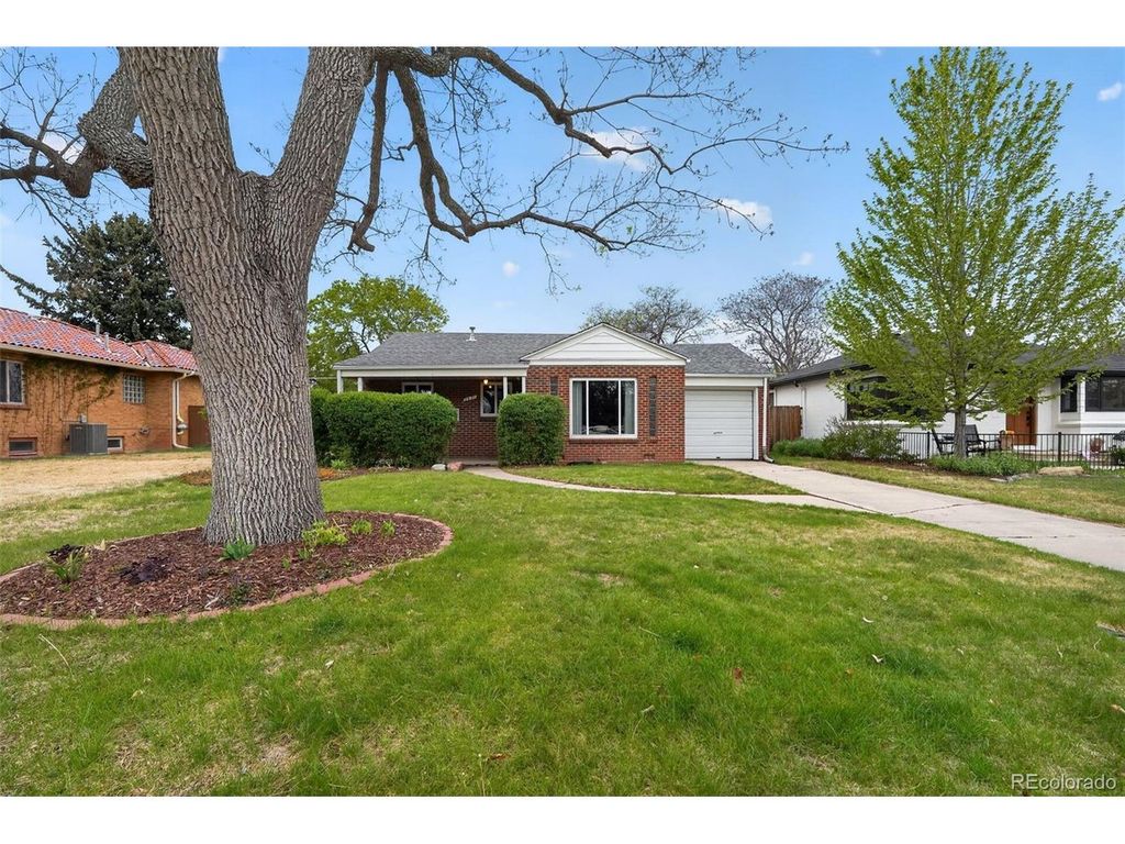 2621 Leyden St, Denver, CO 80207