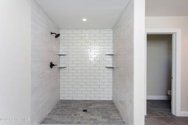 L7 Hetcheltown Road, Glenville, NY 12302