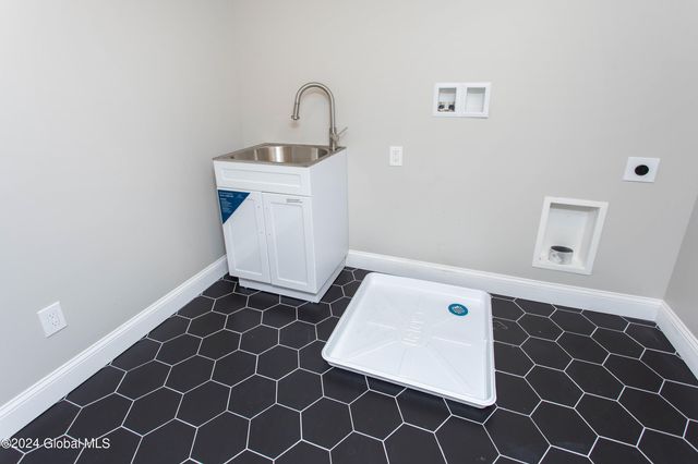 L7 Hetcheltown Road, Glenville, NY 12302