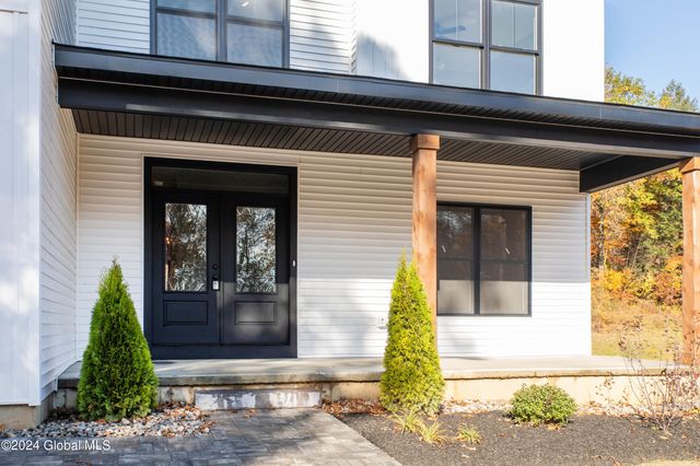 L7 Hetcheltown Road, Glenville, NY 12302