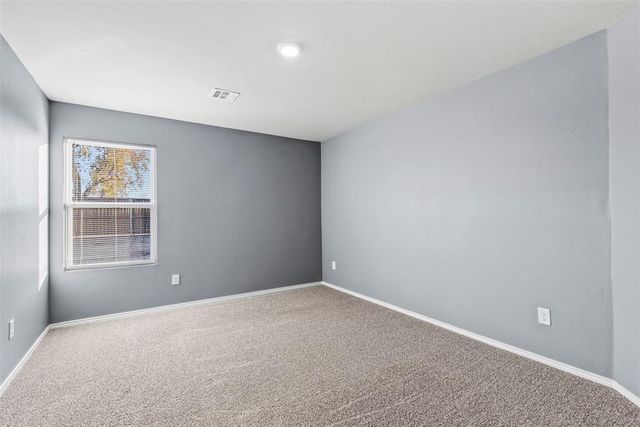 11712 NW 94th Street, Yukon, OK 73099