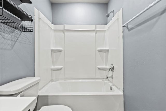11712 NW 94th Street, Yukon, OK 73099