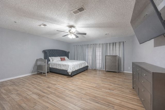 101 Chapel Creek, Fort Worth, TX 76108