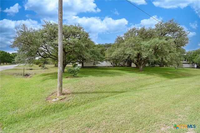 225 Swallow Drive, Palacios, TX 77465