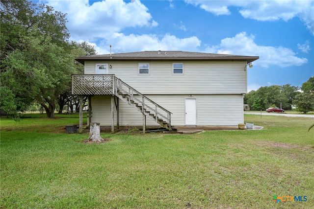 225 Swallow Drive, Palacios, TX 77465