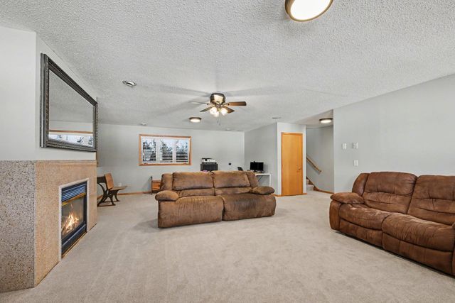 17330 Killarney Avenue, Prior Lake, MN 55372