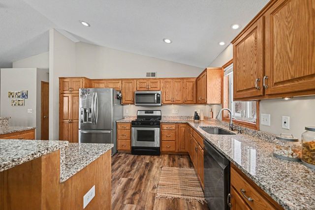 17330 Killarney Avenue, Prior Lake, MN 55372