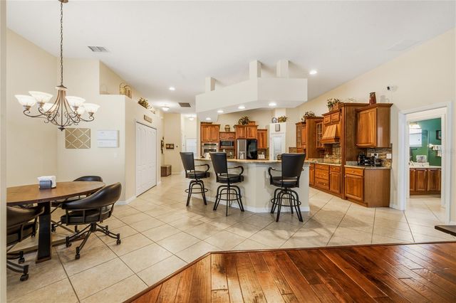 5977 LAKE MELROSE DRIVE, Orlando, FL 32829