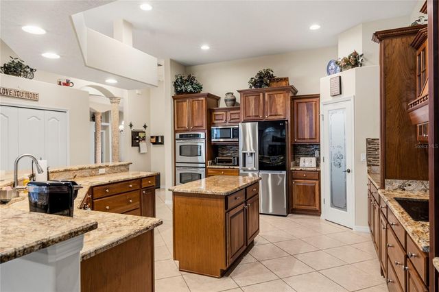 5977 LAKE MELROSE DRIVE, Orlando, FL 32829