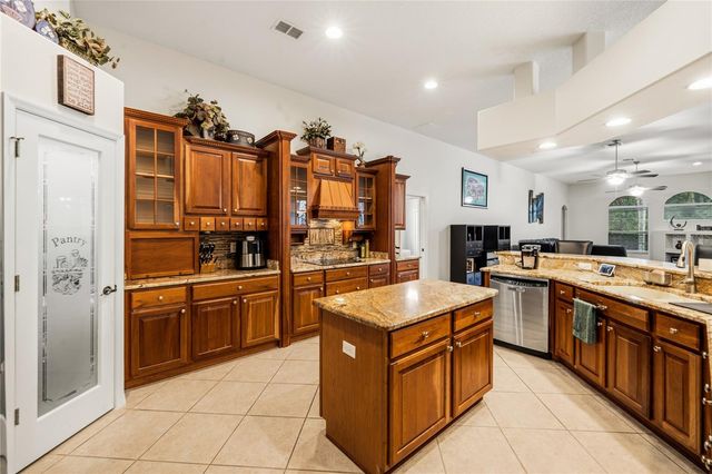 5977 LAKE MELROSE DRIVE, Orlando, FL 32829
