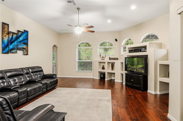 5977 LAKE MELROSE DRIVE, Orlando, FL 32829