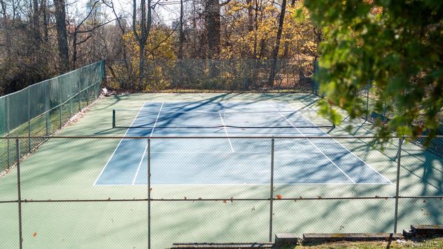 614 Woodland Hills Road, White Plains, NY 10603