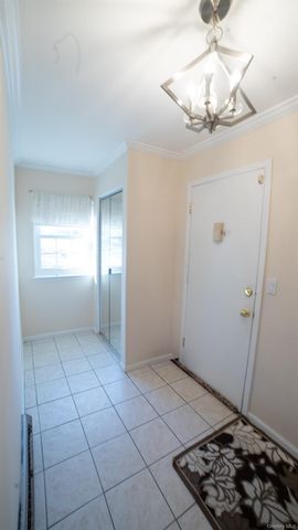 614 Woodland Hills Road, White Plains, NY 10603