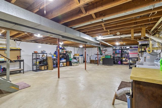 14135 Helmer Road, Battle Creek, MI 49015