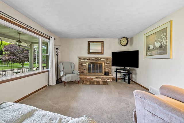 14135 Helmer Road, Battle Creek, MI 49015