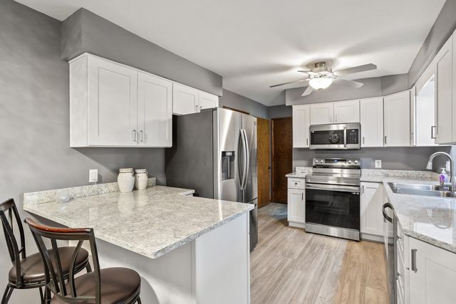 14135 Helmer Road, Battle Creek, MI 49015
