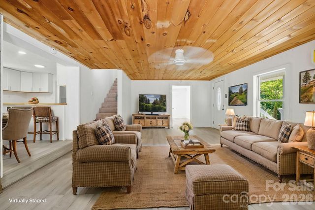 218 Garland Buchanan Road, Sylva, NC 28779