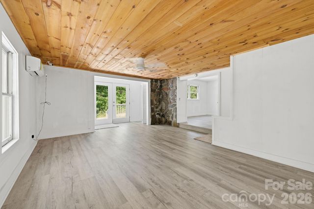 218 Garland Buchanan Road, Sylva, NC 28779