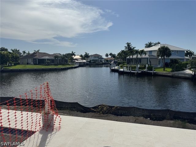 1858 Apataki CT, Marco Island, FL 34145