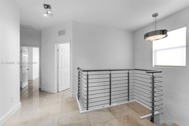 11229 NW 44th Ter, Doral, FL 33178