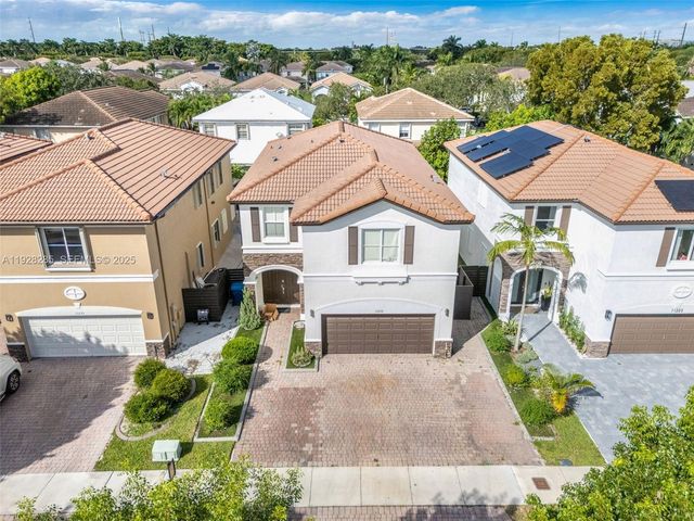 11229 NW 44th Ter, Doral, FL 33178