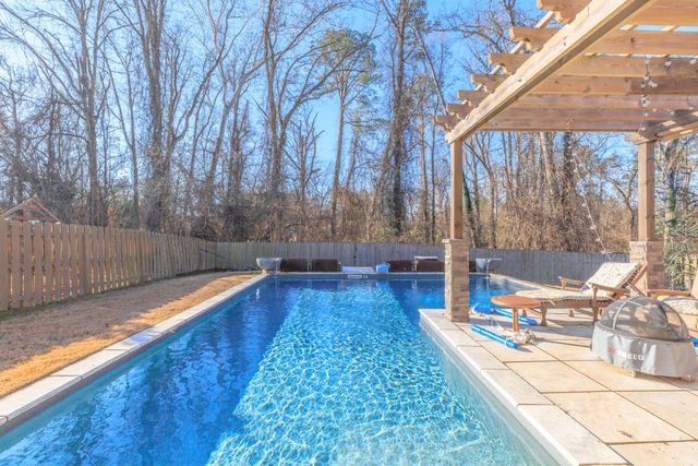 8450 Flower Branch, Chattanooga, TN 37421