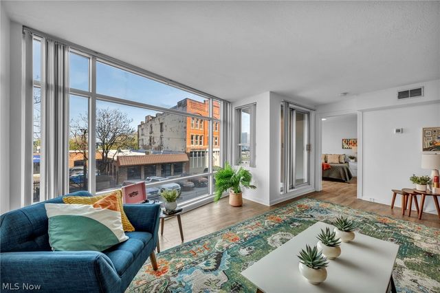 2222 Detroit Avenue 413, Cleveland, OH 44113