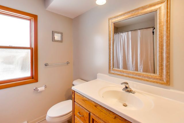 6212 Main Street, Union, IL 60180