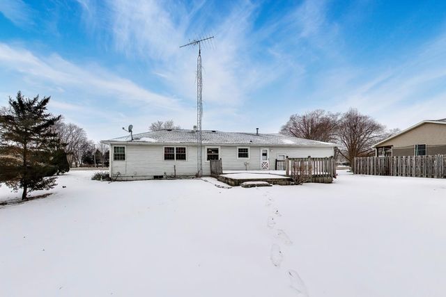 6212 Main Street, Union, IL 60180