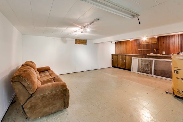 6212 Main Street, Union, IL 60180